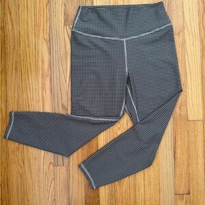 YPB Houndstooth SculptLUX Legging Size L Short